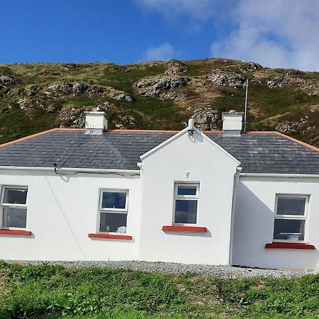 Conneelys Cottage, Connemara, Clifden, H71Y096 ภายนอก รูปภาพ