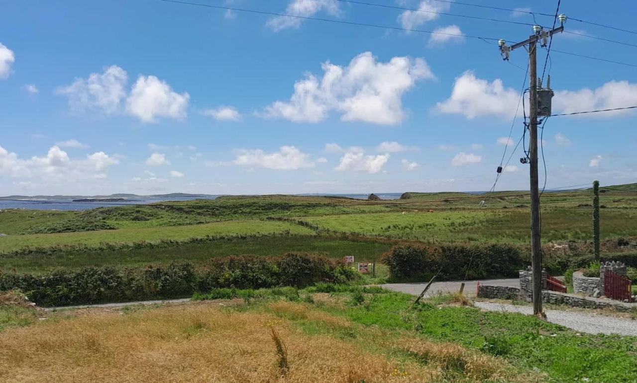 Conneelys Cottage, Connemara, Clifden, H71Y096 ภายนอก รูปภาพ