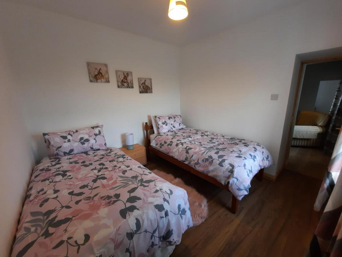 Conneelys Cottage, Connemara, Clifden, H71Y096 ภายนอก รูปภาพ